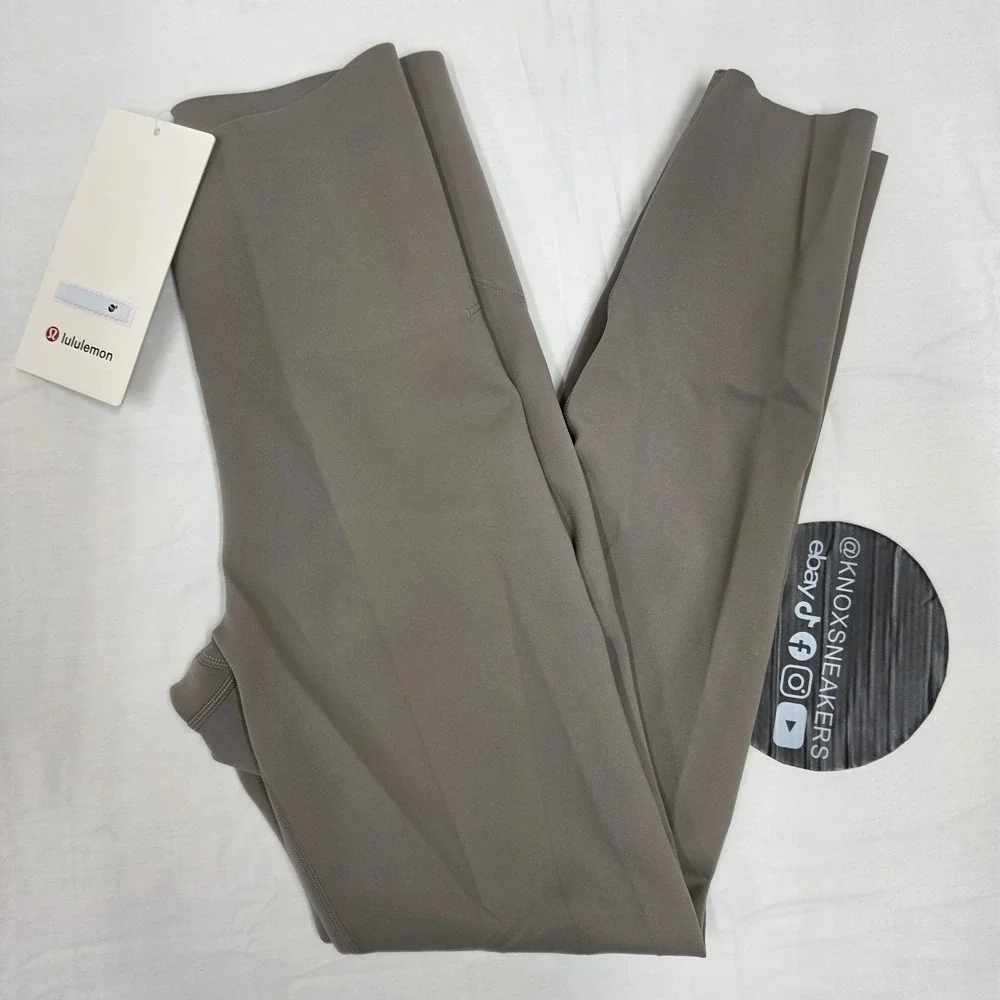 Lululemon Glow Up Tight SHR 25
